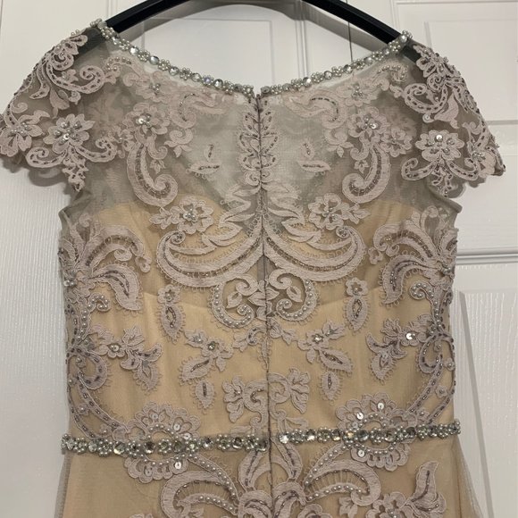 Beaded Lace Wedding/Evening Gown - Picture 5 of 8